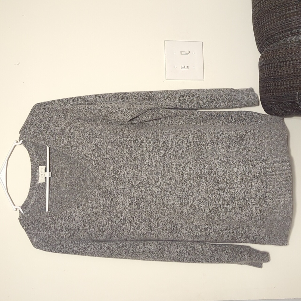 Lucky brand woman's light weight sweater gray size medium